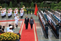 Chủ tịch nước chủ trì lễ đón Tổng thống Hy Lạp thăm Việt Nam