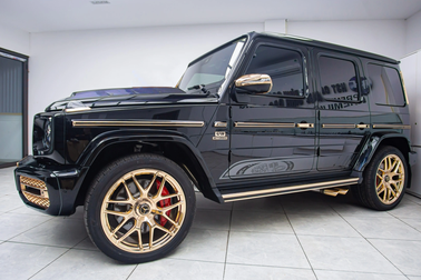 Mua G 63 bản giới hạn, đại gia Hà Nội chi thêm 700 triệu đồng dát vàng xe