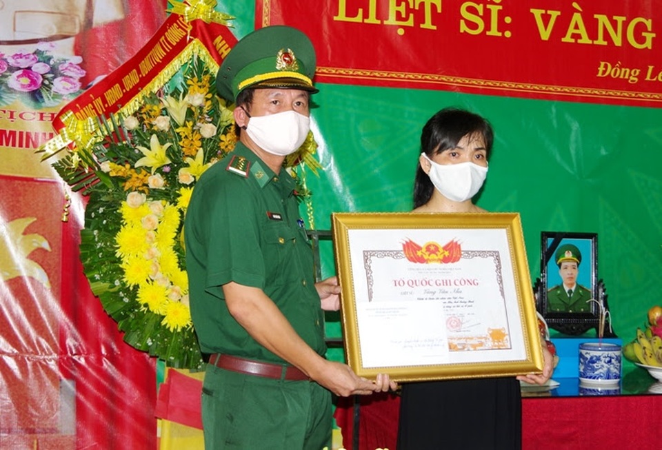 Truy tặng Bằng Tổ quốc ghi công cho liệt sĩ biên phòng tại Quảng Bình - 1 Truy tặng Bằng Tổ quốc ghi công cho liệt sĩ biên phòng tại Quảng Bình - 1