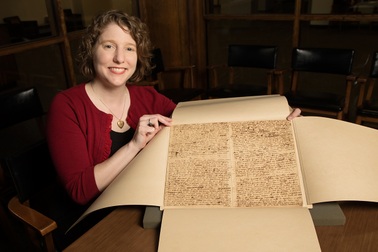 Tìm thấy 200 cuốn sách quý hiếm hàng trăm năm tuổi bị đánh cắp