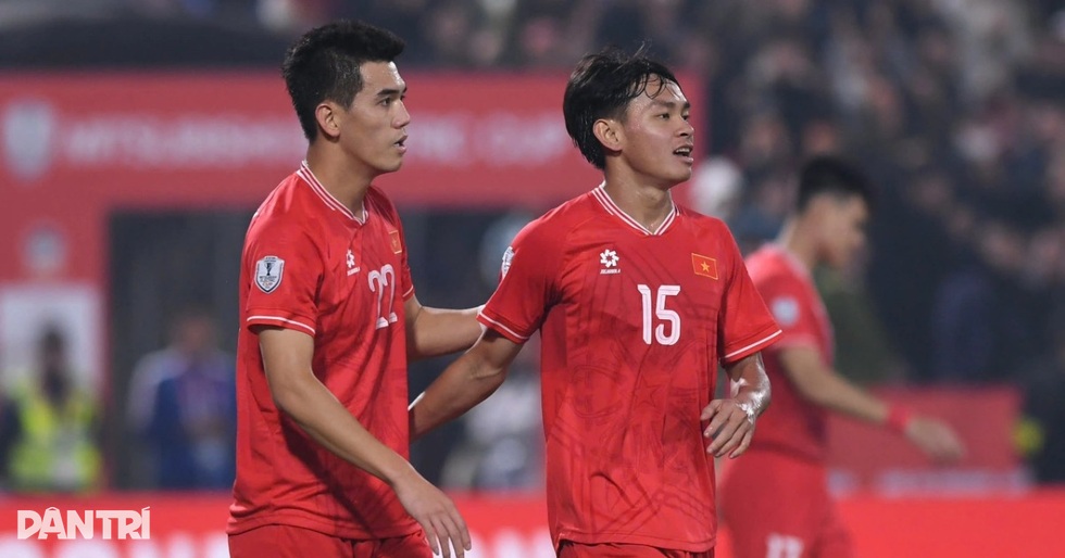 Bóng đá Việt Nam năm 2025: Tương lai bắt đầu từ AFF Cup - 3 Bóng đá Việt Nam năm 2025: Tương lai bắt đầu từ AFF Cup - 3