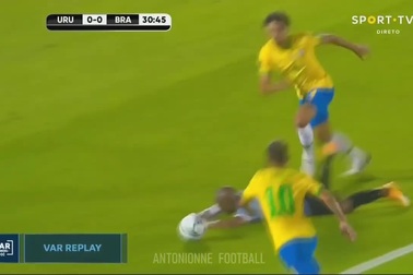 Brazil đánh bại Uruguay lượt trận thứ 4 vòng loại World Cup 2022