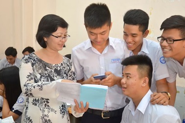 Cho điểm trò, nhận rõ “điểm” thầy