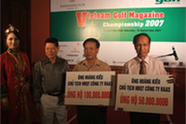 Ủng hộ Quỹ khuyến học 50 triệu đồng