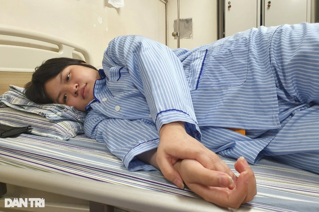 Lời khẩn cầu được tiếp tục sống của thiếu nữ 18 tuổi - 5