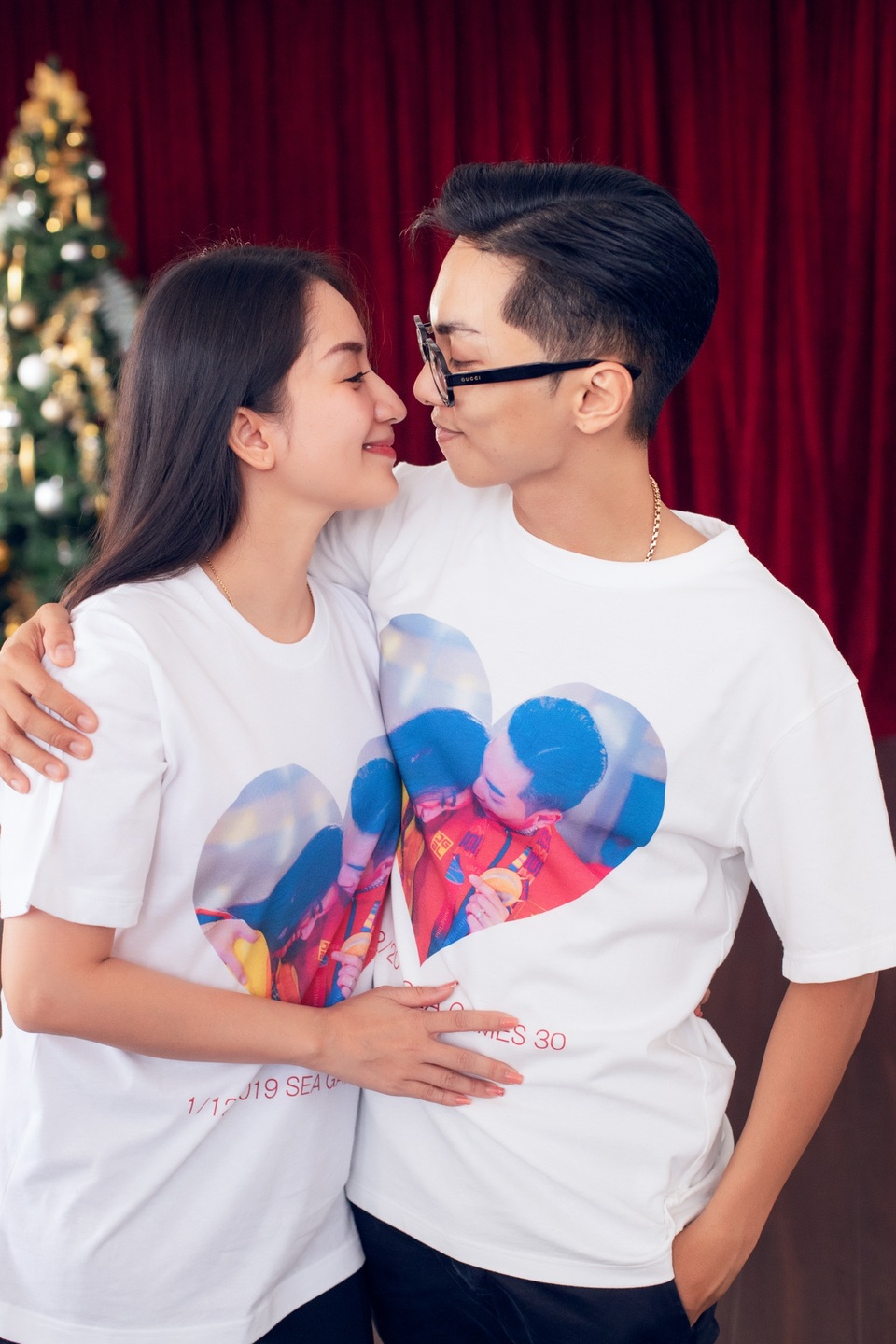 Khoảnh khắc ấm lòng của gia đình Khánh Thi giữa dịch Covid-19 - 12