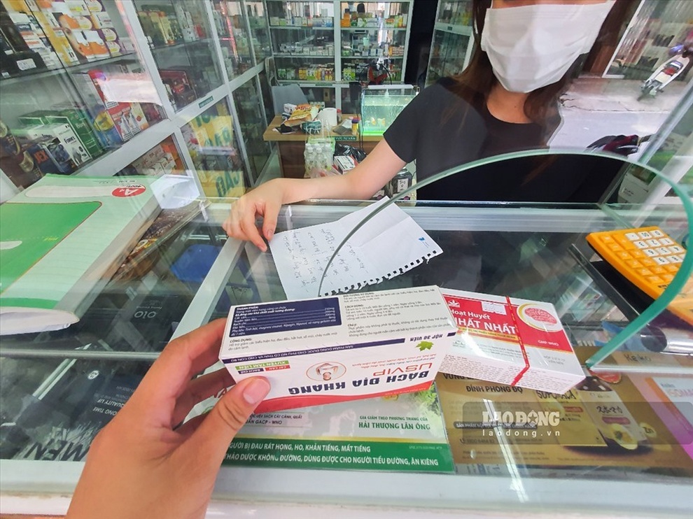 Giá thuốc hỗ trợ Covid-19 tăng đột biến: Quản lý thị trường vào cuộc - 1 Giá thuốc hỗ trợ Covid-19 tăng đột biến: Quản lý thị trường vào cuộc - 1