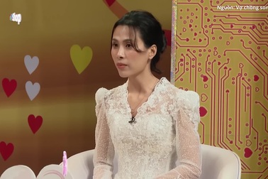 Con gái đau đầu vì bố cứ gặp đàn ông là đòi gả cưới