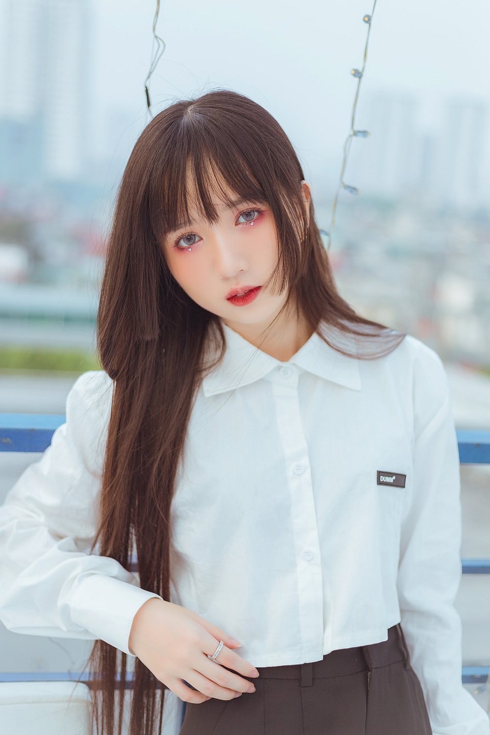 Nữ sinh theo đuổi nét đẹp dị, giành nút Bạc sau 2 tháng làm Youtube - 3 Nữ sinh theo đuổi nét đẹp dị, giành nút Bạc sau 2 tháng làm Youtube - 3