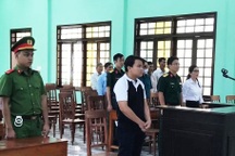 Thanh niên trốn nghĩa vụ quân sự bị phạt 12 tháng tù