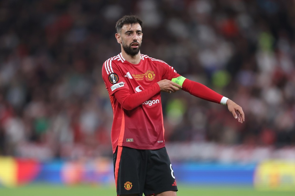Bruno Fernandes từ chối lời đề nghị 200 triệu bảng, Man Utd vui mừng - 1 Bruno Fernandes từ chối lời đề nghị 200 triệu bảng, Man Utd vui mừng - 1