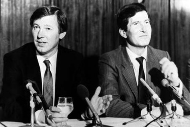 Sir Alex từng nhận mức lương bèo bọt khi khởi nghiệp ở MU