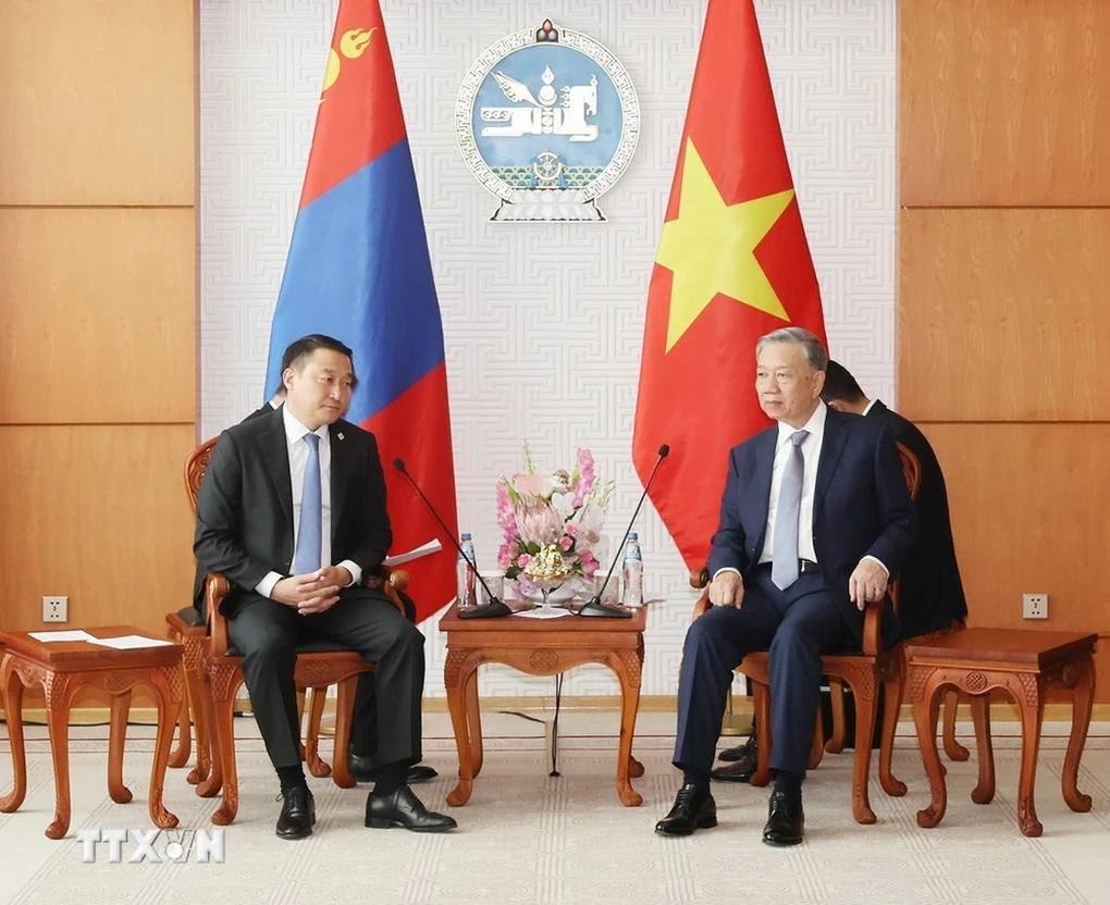 Việt Nam mong muốn phát triển quan hệ với Mông Cổ trên tất cả các lĩnh vực - 1 Việt Nam mong muốn phát triển quan hệ với Mông Cổ trên tất cả các lĩnh vực - 1