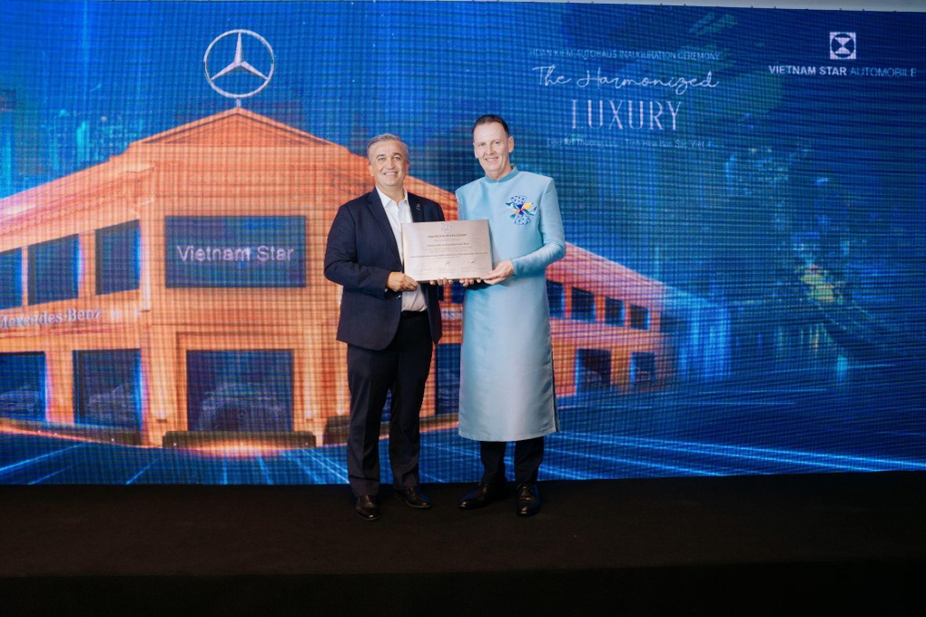 Ra mắt showroom Mercedes-Benz chuẩn MAR2020 đầu tiên của Vietnam Star tại Hà Nội - 5 Ra mắt showroom Mercedes-Benz chuẩn MAR2020 đầu tiên của Vietnam Star tại Hà Nội - 5