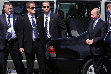 Đội cận vệ bí ẩn nhất nước Nga bảo vệ Tổng thống Putin