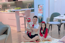 Chồng chi hơn 700 triệu đồng tặng vợ "căn nhà ngọt ngào" tràn ngập màu hồng