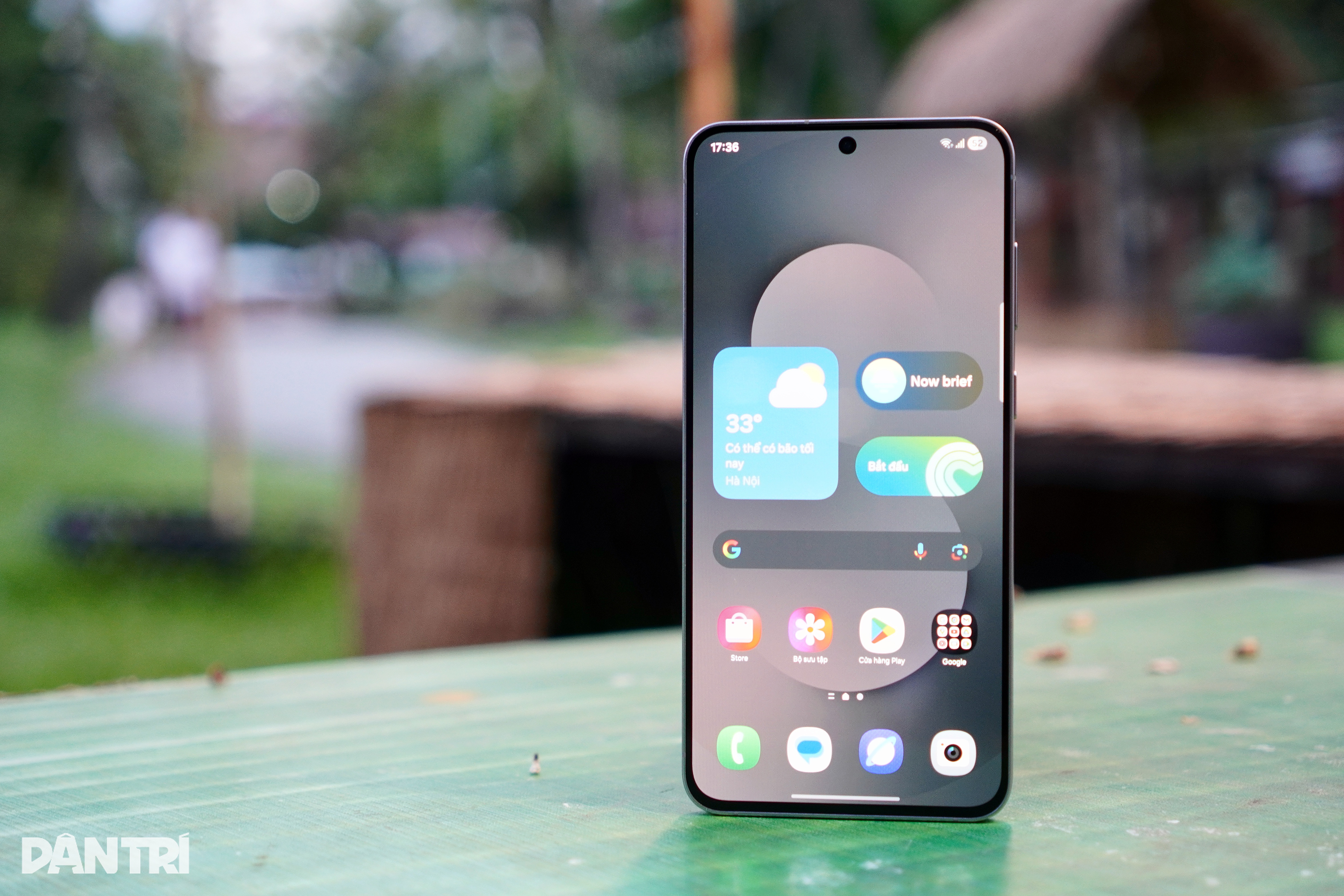 Galaxy S25 FE Review៖ អេក្រង់ស្អាត កាមេរ៉ាល្អ ដំណើរការគ្រប់គ្រាន់ - 5 Đánh giá Galaxy S25 FE: Màn hình đẹp, camera tốt, hiệu năng đủ dùng - 5