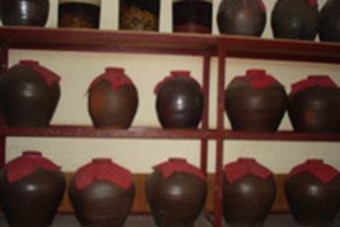 Nguy cơ từ rượu tự nấu