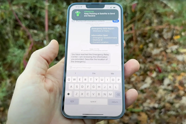 Dùng thử tính năng liên lạc vệ tinh trên iPhone 14