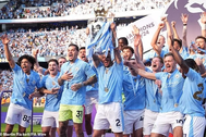 HLV Pep Guardiola tiết lộ bất ngờ về tương lai sau kỳ tích với Man City