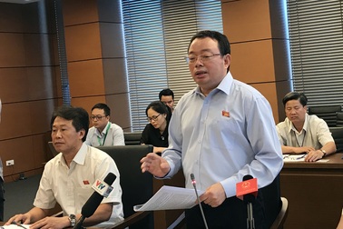 “Trong cơ quan Nhà nước có người chỉ đi đi về về, không làm được việc gì!”