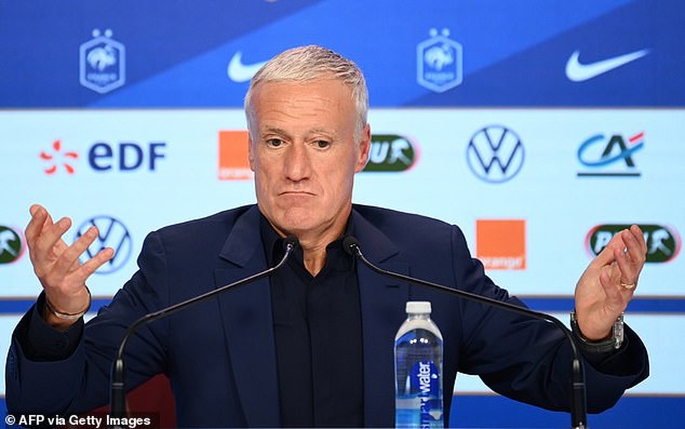 HLV đội tuyển Pháp chỉ trích Man Utd vì hắt hủi Pogba - 1 HLV đội tuyển Pháp chỉ trích Man Utd vì hắt hủi Pogba - 1
