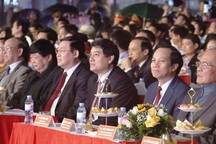 Phó Thủ tướng dự Lễ hội Cam Vinh và đón năm mới tại Nghệ An