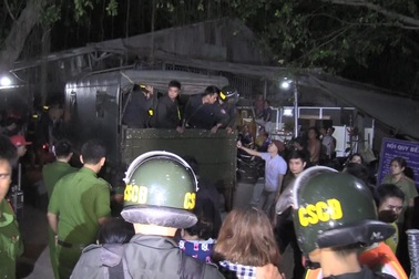 Bắt đối tượng cầm đầu sới bạc tiền tỷ ở Bình Dương