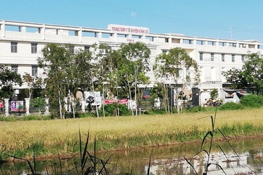 Kiểm điểm Trung tâm Y tế huyện vi phạm đấu thầu mua thuốc tiền tỉ: