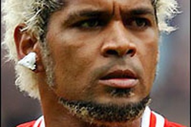  Xavier bị cấm thi đấu do sử dụng doping 