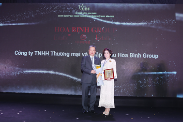 Hòa Bình Group nhận giải "Doanh nghiệp chuẩn văn hóa kinh doanh Việt Nam"
