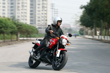 RebelUSA CB125R 2013 - Hứa hẹn tiết kiệm nhiên liệu hơn