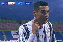 C.Ronaldo tỏa sáng rực rỡ, sếp lớn Juventus bất ngờ quay ngoắt thái độ