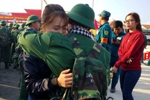Những hình ảnh xúc động ngày tân binh TPHCM lên đường nhập ngũ