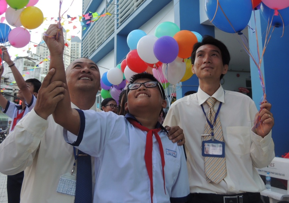 TPHCM: Chỉ đại diện học sinh lớp dự lễ khai giảng - 1 TPHCM: Chỉ đại diện học sinh lớp dự lễ khai giảng - 1