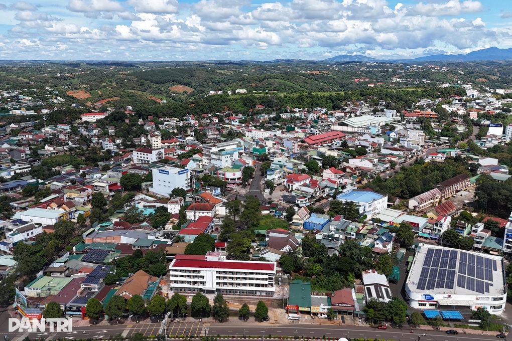 Sáp nhập về địa lý nhưng xin... không nhận cán bộ, công chức - 1 Sáp nhập về địa lý nhưng xin... không nhận cán bộ, công chức - 1