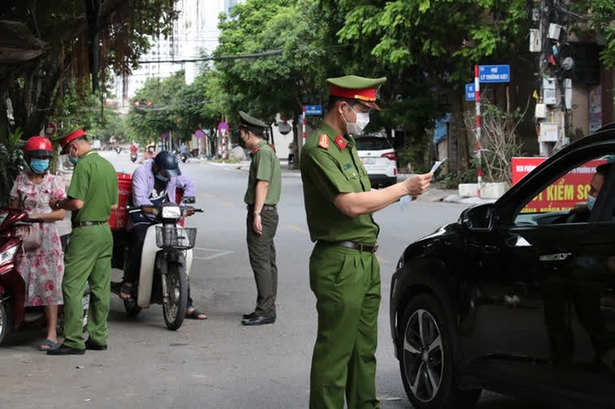 Hà Nội: Xử lý nghiêm các trường hợp cố tình vi phạm quy định phòng, chống dịch covid-19 - Ảnh 1.