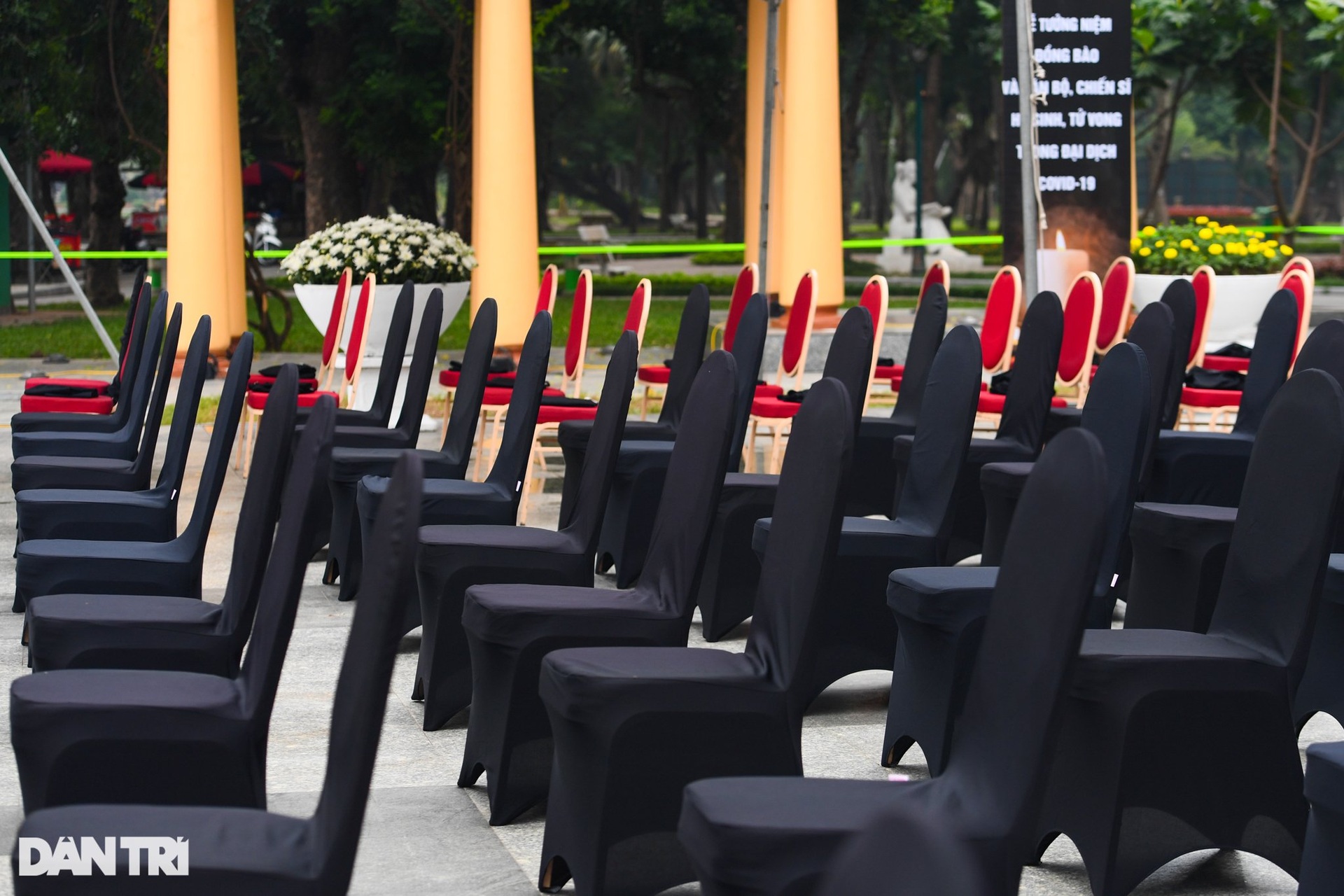 Hàng nghìn hoa đăng sẵn sàng cho Lễ tưởng niệm 20h tối nay - 5 Hàng nghìn hoa đăng sẵn sàng cho Lễ tưởng niệm 20h tối nay - 5