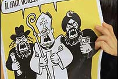 Tổng biên tập tuần báo trào phúng Pháp trắng án