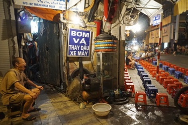 "Đặc sản" vỉa hè phố cổ