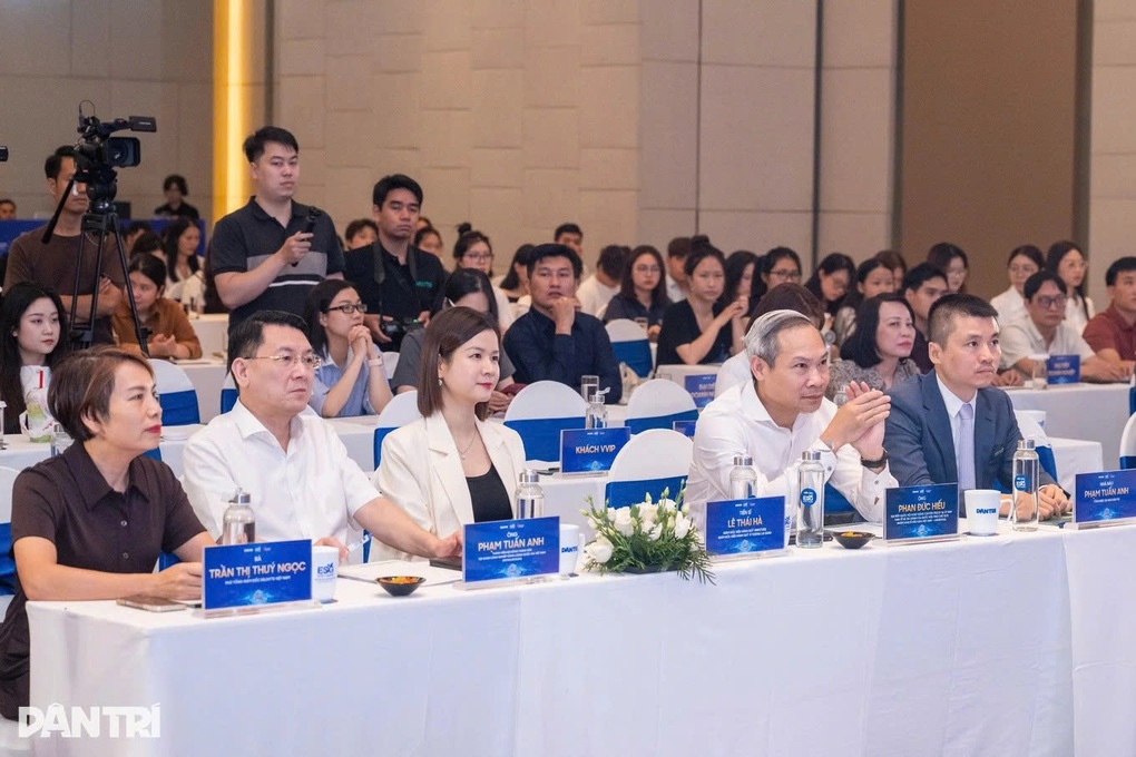 Phấn đấu tăng trưởng kinh tế 2 con số bền vững: Những động lực phát triển  - 1