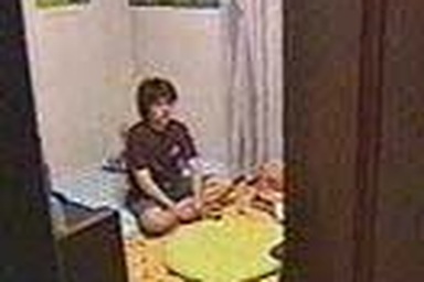 Những thanh niên tự nhốt mình trong phòng ở Nhật (2) 