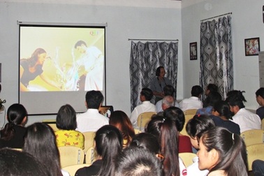 Không gian đọc Hội An mở phòng chiếu phim miễn phí