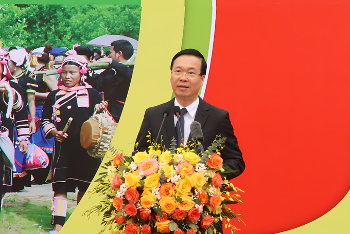 Chủ tịch nước dự lễ Trỉa lúa, hòa vào điệu xòe Thái trong Ngày hội sắc Xuân - 2