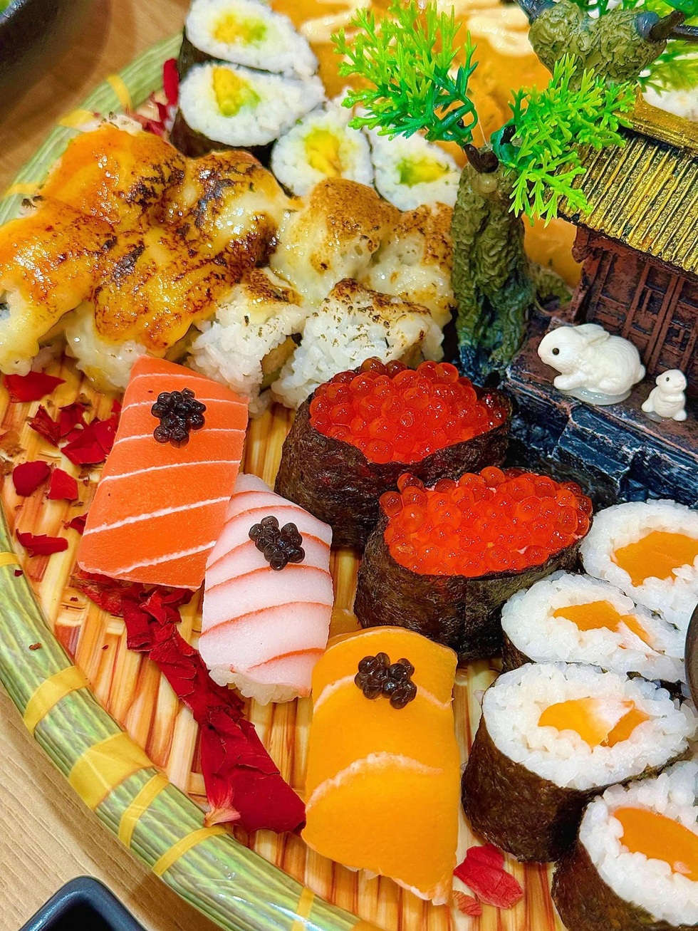 Ăn sushi chay ở TPHCM: Bất ngờ sự thật về lát cá hồi, cá trích y như thật - 12 Ăn sushi chay ở TPHCM: Bất ngờ sự thật về lát cá hồi, cá trích y như thật - 12