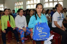 Công nhân nghèo ấm lòng đón Tết