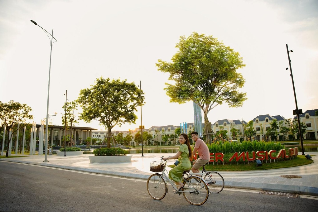 Đêm nhạc mở màn chuỗi sự kiện âm nhạc Symphony of Seasons tại Anlac Green Symphony - 3 Đêm nhạc mở màn chuỗi sự kiện âm nhạc Symphony of Seasons tại Anlac Green Symphony - 3
