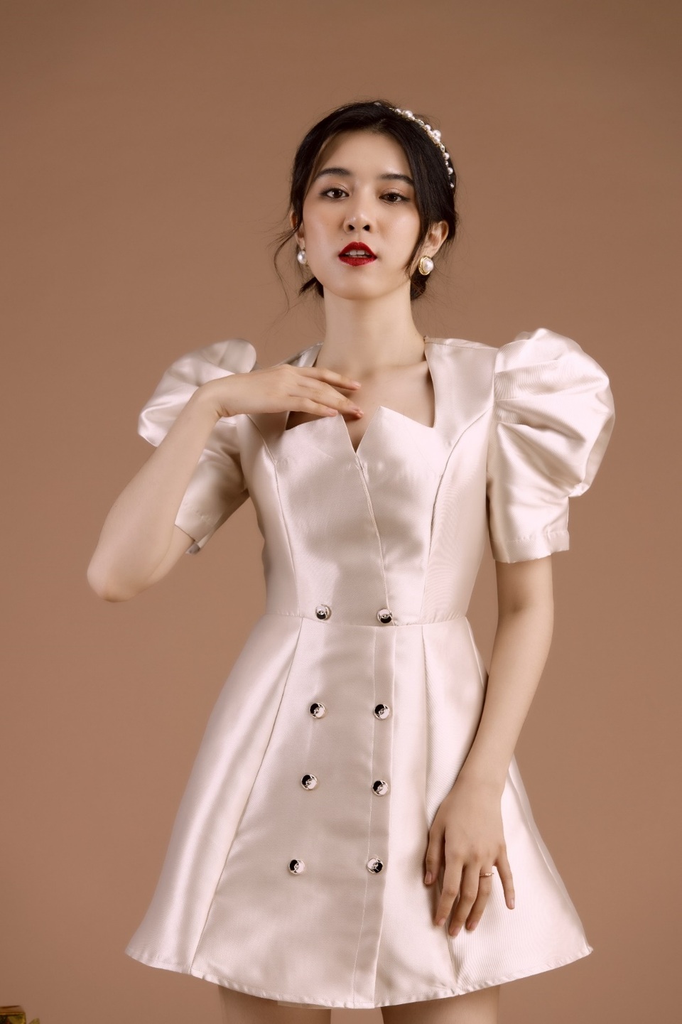 Chuỗi hệ thống 5 cửa hàng thời trang Luxme luôn cập nhật ưu đãi mỗi ngày - 2