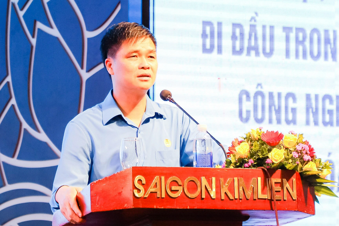 Chủ tịch tỉnh Nghệ An: Giải đáp nhiều thắc mắc về việc làm, tiền lương - 4 Chủ tịch tỉnh Nghệ An: Giải đáp nhiều thắc mắc về việc làm, tiền lương - 4