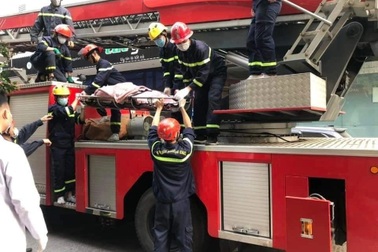 Nữ sinh lớp 7 ở Quảng Ninh tử vong nghi do ngã từ tầng 8 chung cư